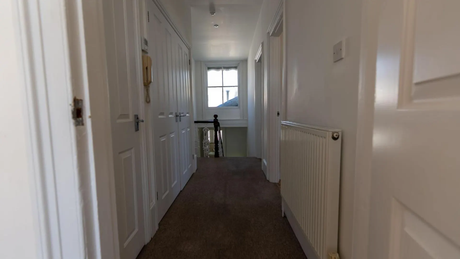 Beautiful Apartments In Central Brighton - Free Parking