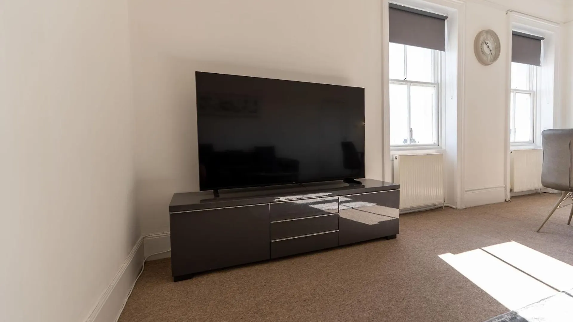 Beautiful Apartments In Central Brighton - Free Parking