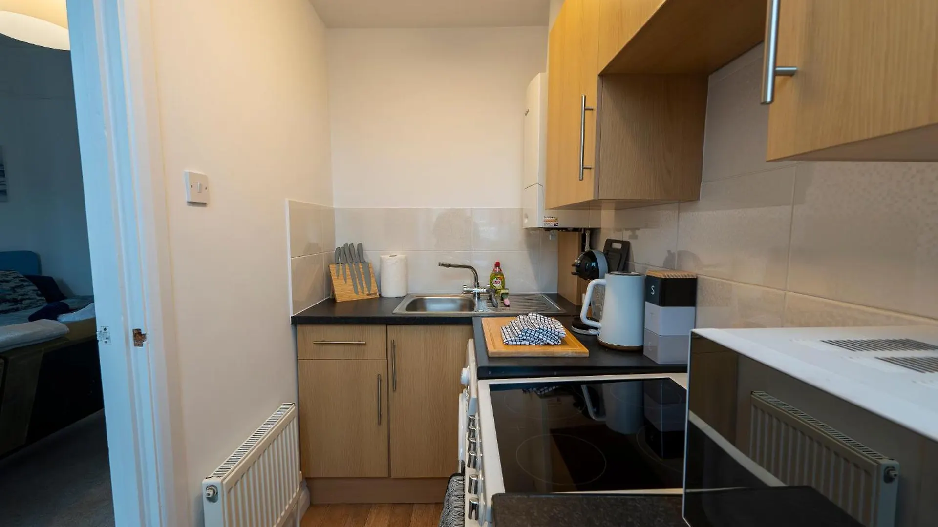 Beautiful Apartments In Central Brighton - Free Parking