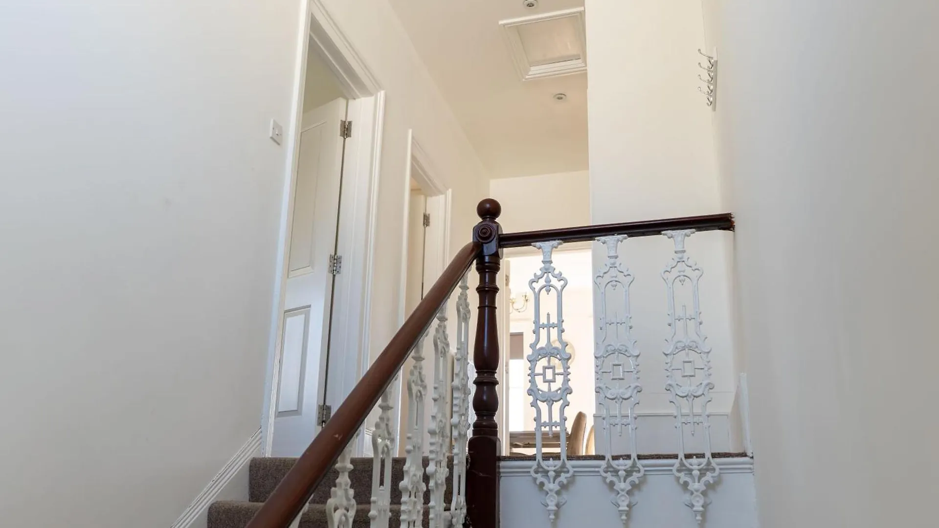 Beautiful Apartments In Central Brighton - Free Parking 0*,